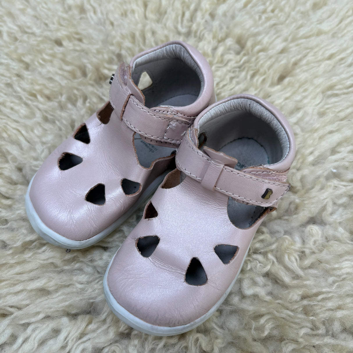 Preloved Bobux Barefoot Sandals 20 / 4