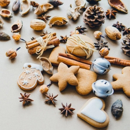 Earth Candle Co Christmas Spice Cotton Wick Candle