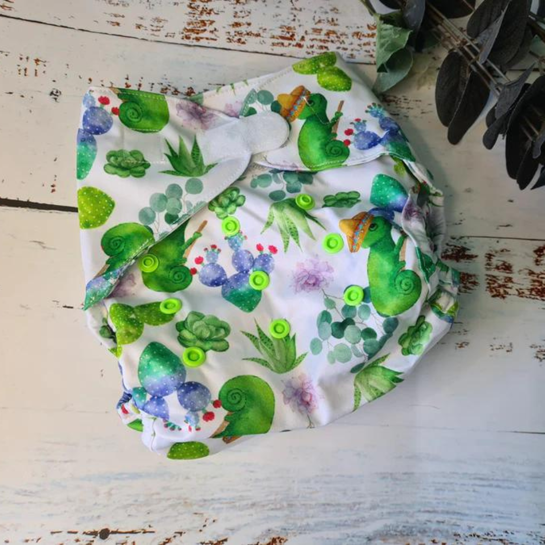 Green Cheeks Nappy Wrap