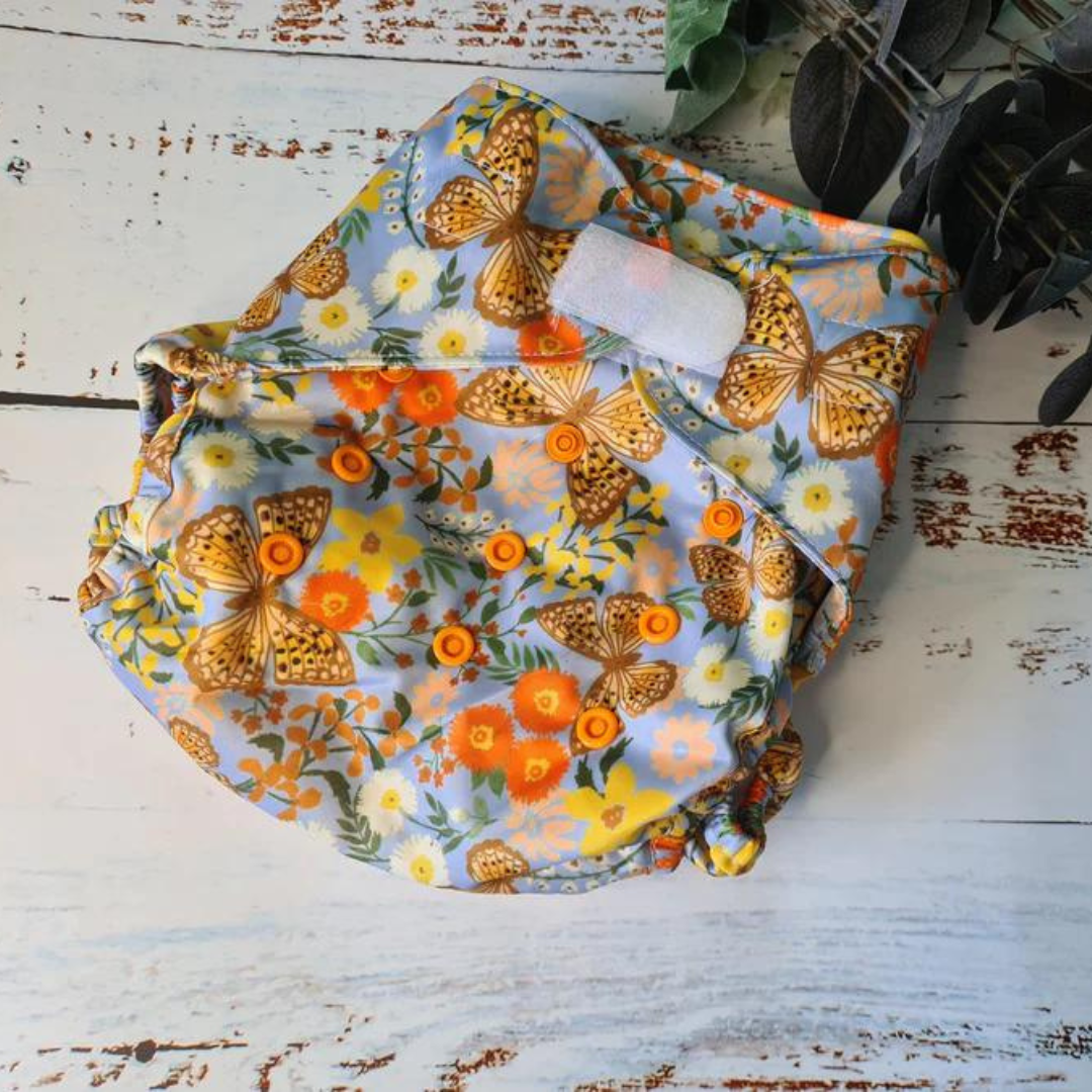 Green Cheeks Nappy Wrap