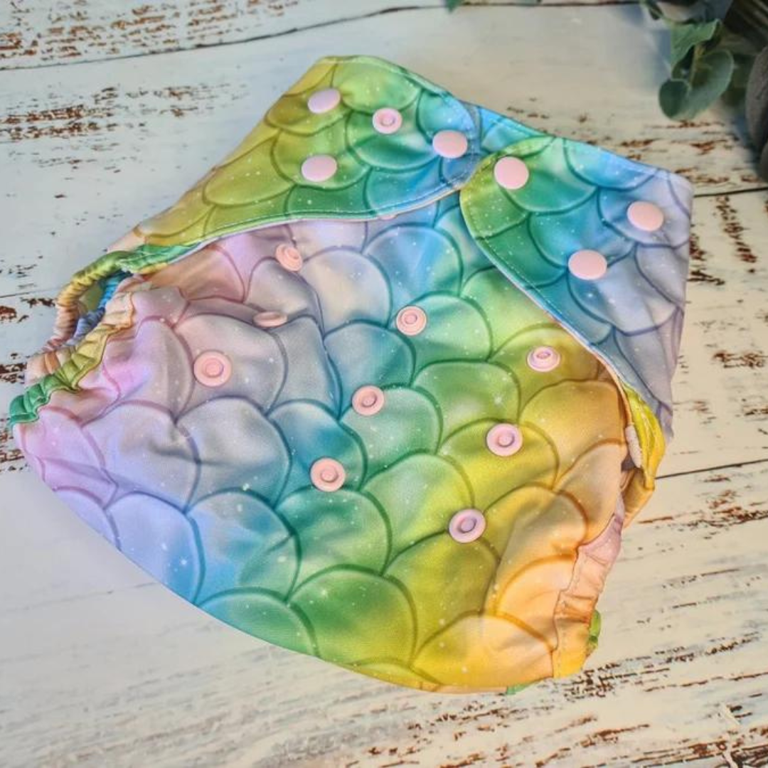 Green Cheeks Nappy Wrap