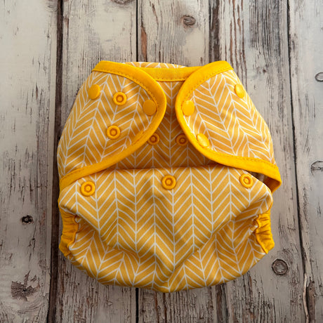 Preloved Little Lovebum Quickdry Nappy