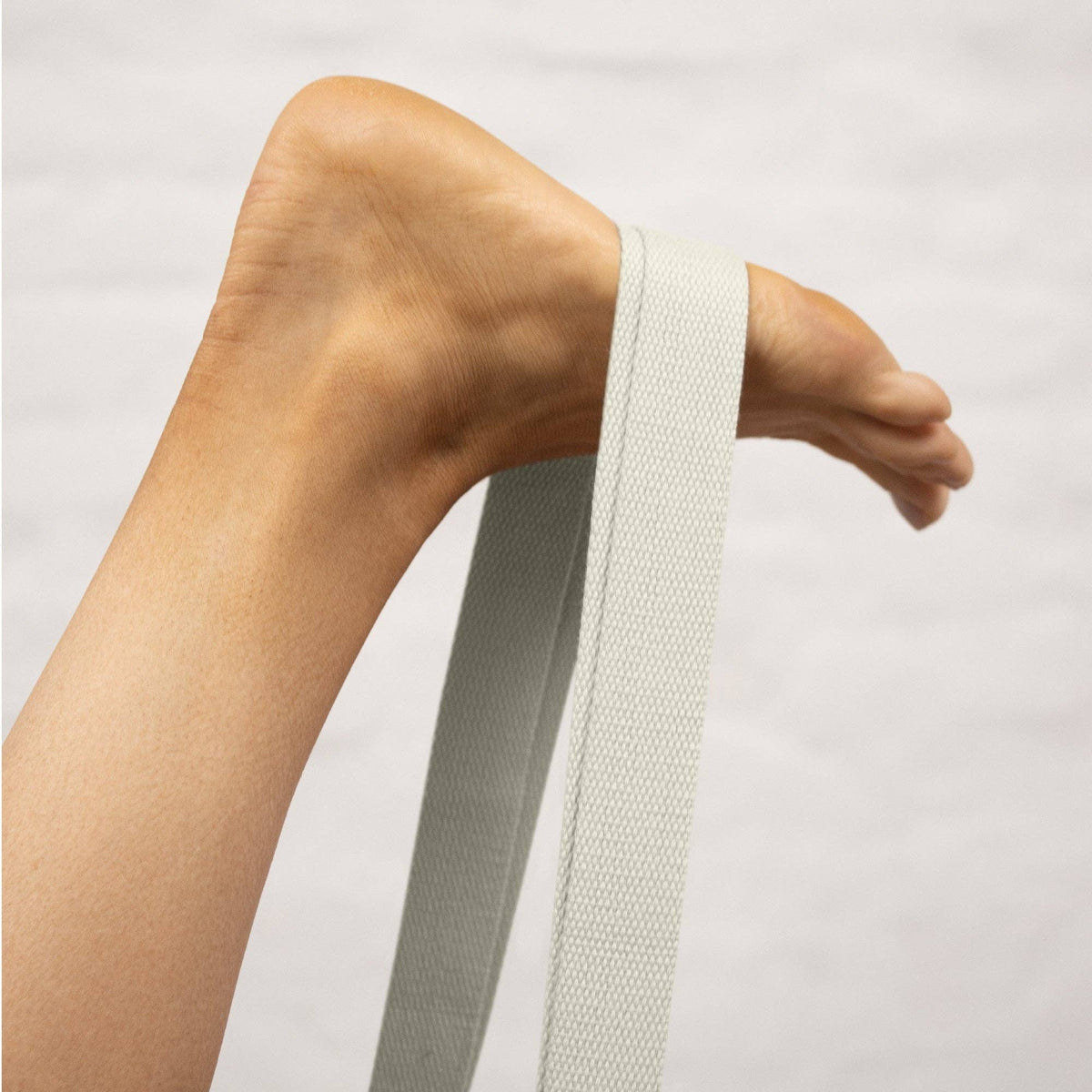 2-in-1 Yoga Strap & Mat Carrier – Deepen Your Practice in Style