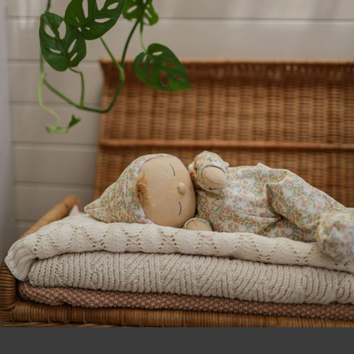 Olli Ella Dozy Dinkum Soft Doll - Custard Garden Floral