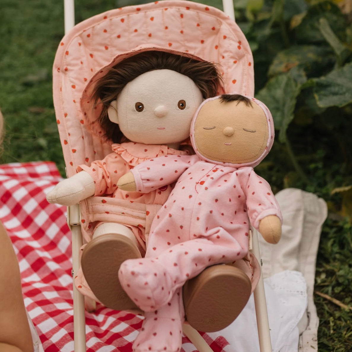 Olli Ella Dozy Dinkum Soft Doll - Strawberry Pip